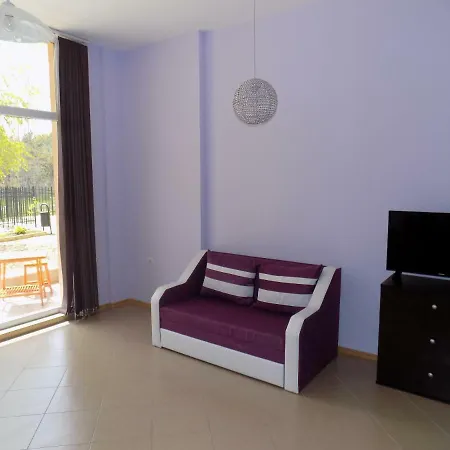 Studio Grand Camelia Slantchev Briag
